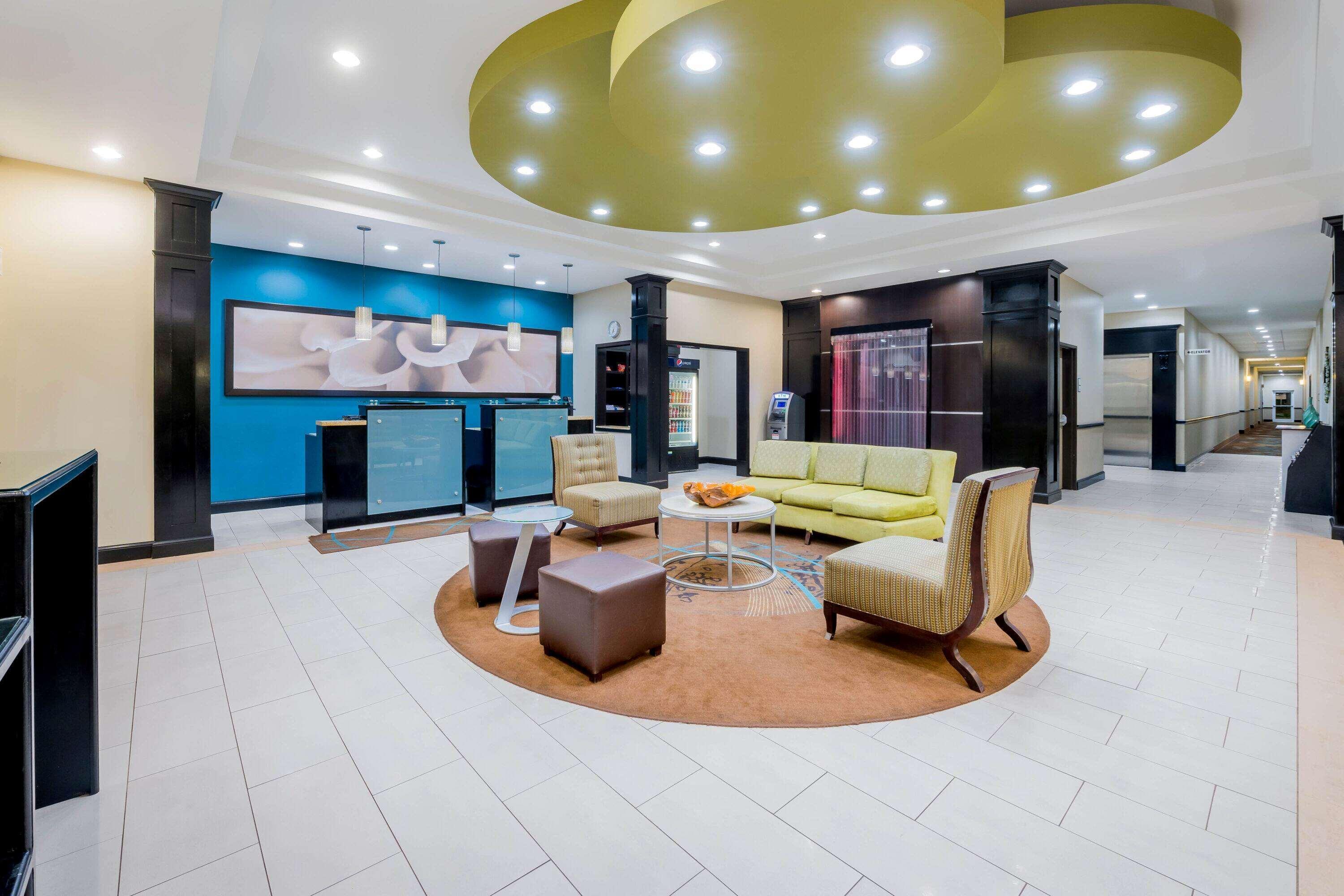 La Quinta By Wyndham Marshall Ngoại thất bức ảnh
